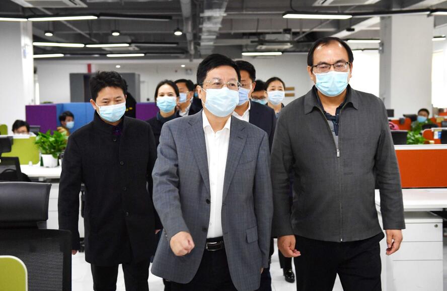 湖南省委常委、長沙市委書記胡衡華到大唐先一科技公司調(diào)研