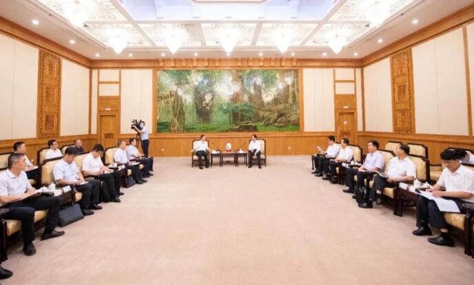 中核集團總經(jīng)理、黨組副書記顧軍與福建省委副書記、代省長王寧會談
