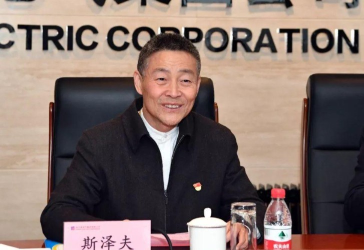 發(fā)展新能源要與電力安全統(tǒng)籌兼顧——訪全國政協(xié)常委，哈爾濱電氣集團有限公司黨委書記、董事長斯?jié)煞? /></a></div>
				<div   id=