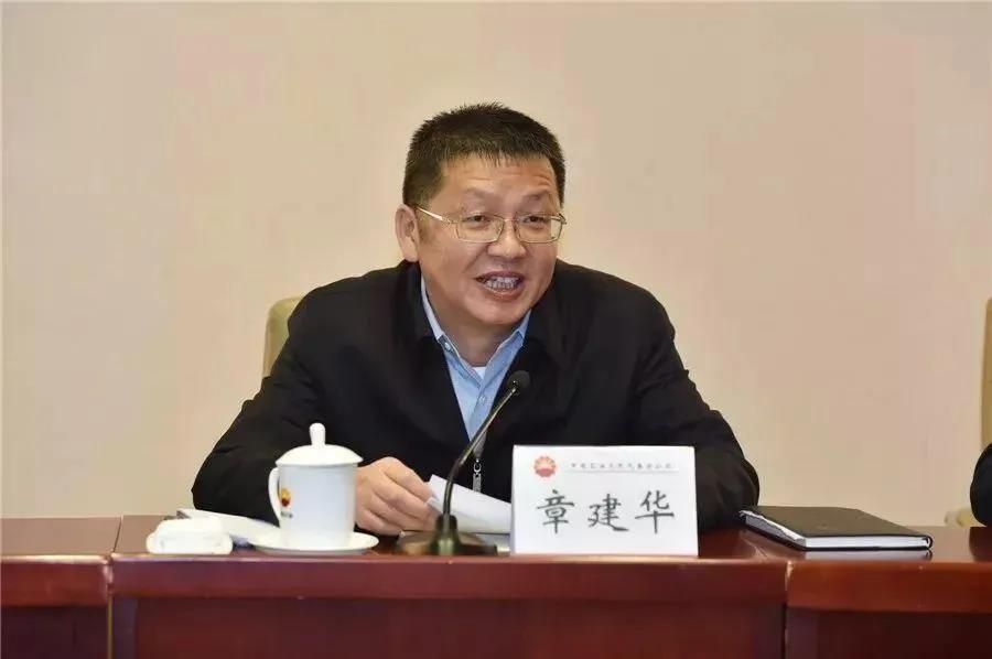 國(guó)家能源局長(zhǎng)章建華：發(fā)展以消納新能源為主的微電網(wǎng)、局域網(wǎng)，加快新能源主動(dòng)支撐、大規(guī)模儲(chǔ)能電站的新型電力系統(tǒng)！