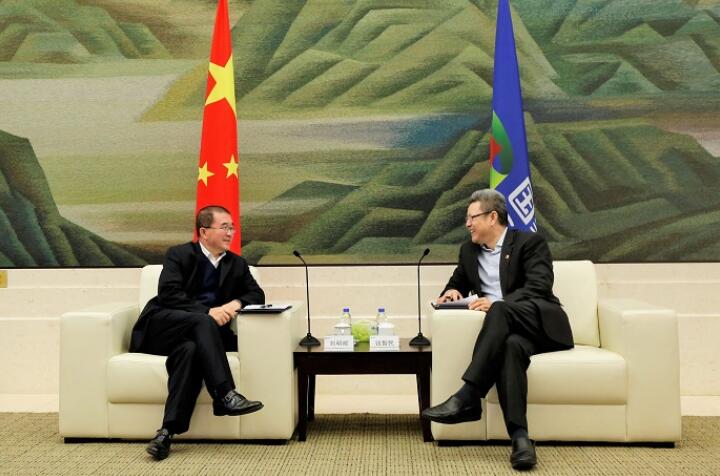 錢智民會(huì)見中國(guó)燃?xì)舛戮种飨?、總裁劉明輝