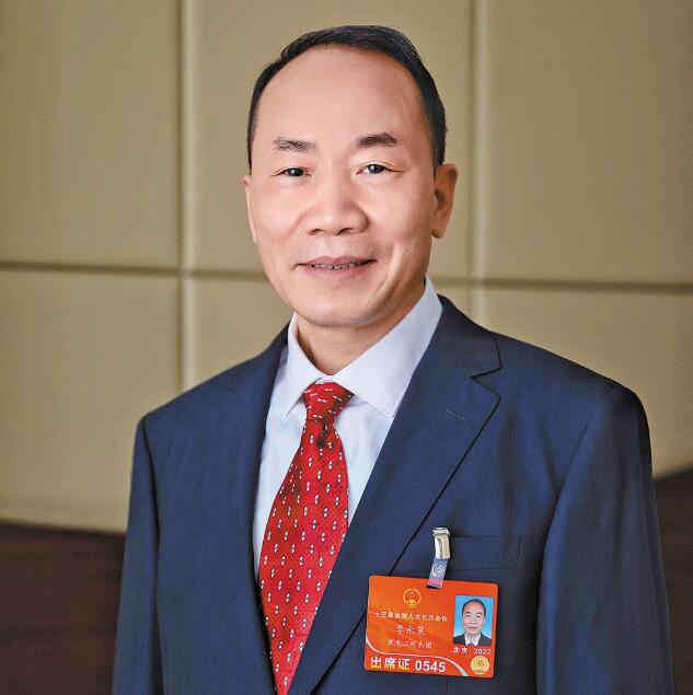 【兩會】國網(wǎng)黑龍江省電力有限公司董事長、黨委書記李永萊：扛牢保供電政治責(zé)任 推動能源綠色低碳轉(zhuǎn)型