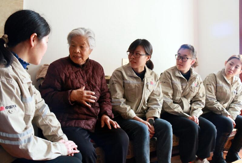 別樣?jì)D女節(jié)，溫暖老人心