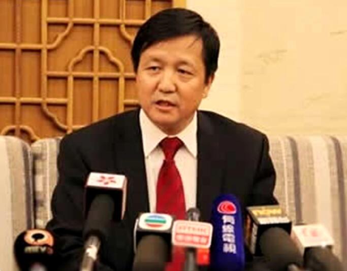 【兩會(huì)】特變電工黨委書記、董事長張新：加快建設(shè)新疆新能源大基地 提高“疆電外送”能力