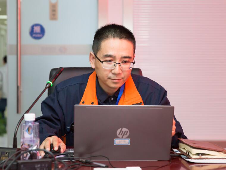 周效峰：半生矢志赴山河，鬢華雖改血仍殷