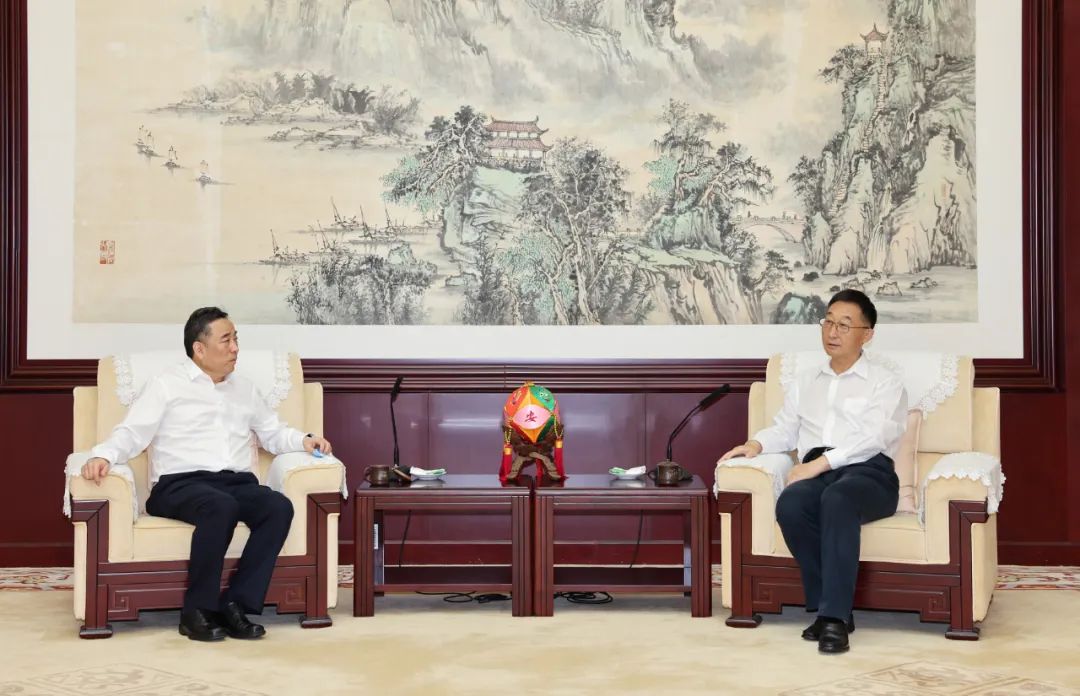 宋海良拜會(huì)廣西壯族自治區(qū)黨委書記劉寧、自治區(qū)主席藍(lán)天立