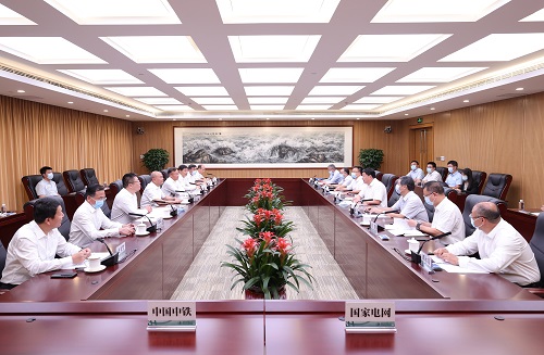 國家電網(wǎng)公司總經(jīng)理、黨組副書記張智剛與中國中鐵董事長陳云會談