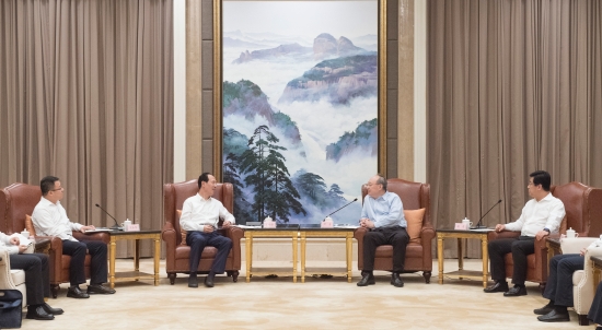 中國(guó)電建集團(tuán)公司黨委書(shū)記、董事長(zhǎng)丁焰章拜會(huì)福建省委書(shū)記尹力、省長(zhǎng)趙龍