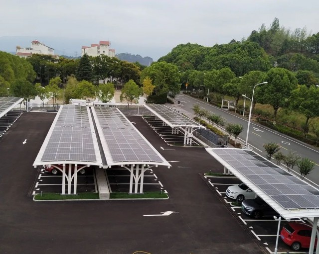 光儲充一體化停車場，實現(xiàn)零碳出行新風尚