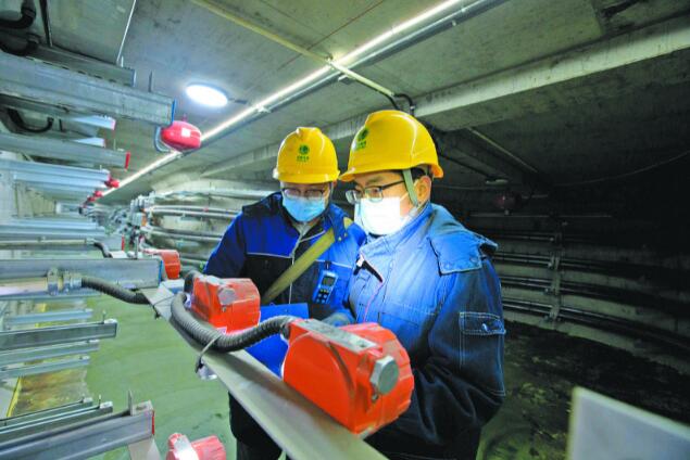 銀川供電公司：“臨近春節(jié)，保障居民安全可靠用電更是頭等大事”