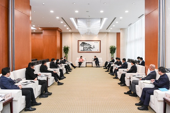 華能集團總經(jīng)理、黨組副書記鄧建玲會見常州市市長盛蕾