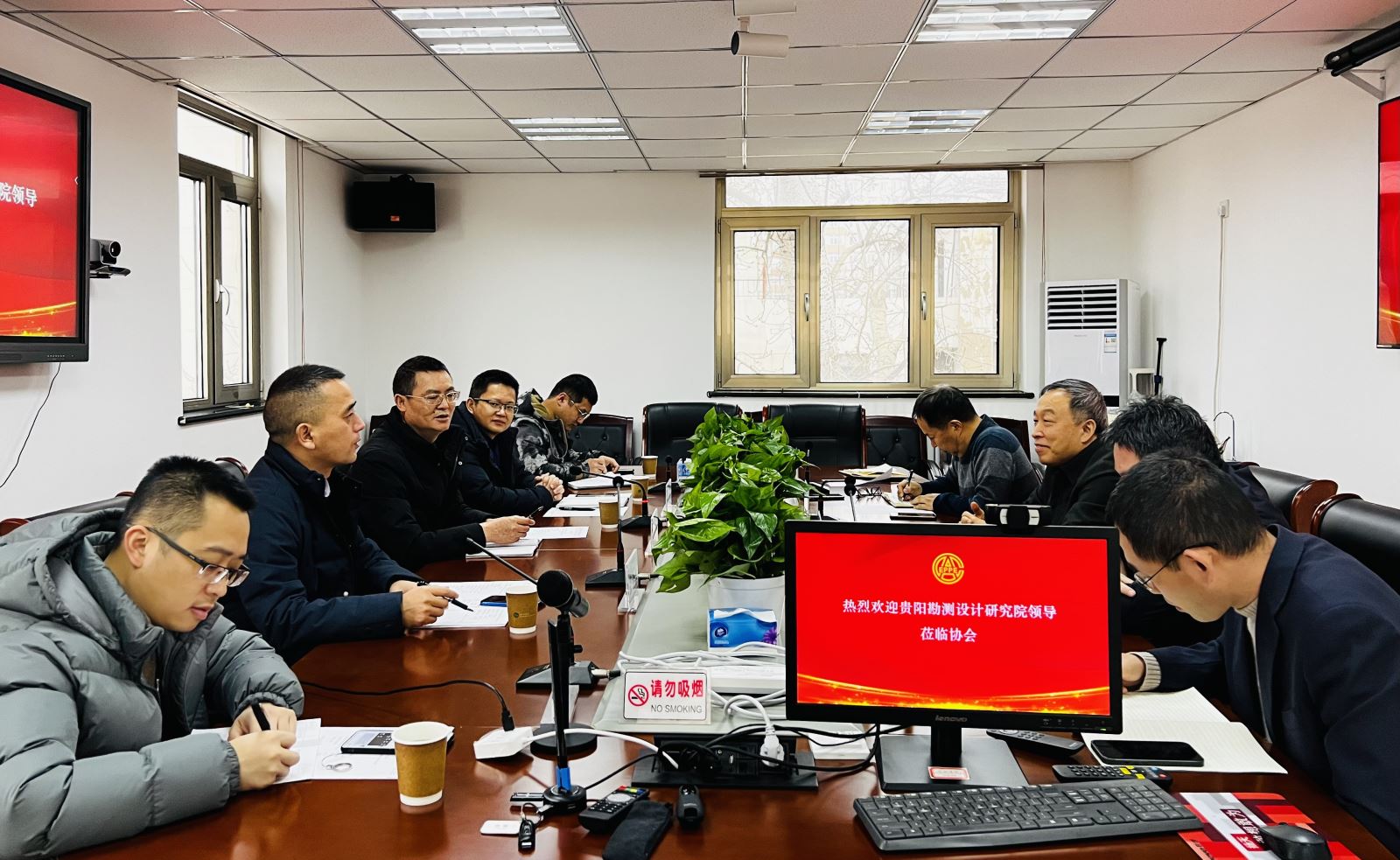中國電力規(guī)劃設(shè)計(jì)協(xié)會(huì)李愛民與中國電建貴陽院、國網(wǎng)江蘇電力設(shè)計(jì)咨詢公司領(lǐng)導(dǎo)座談交流