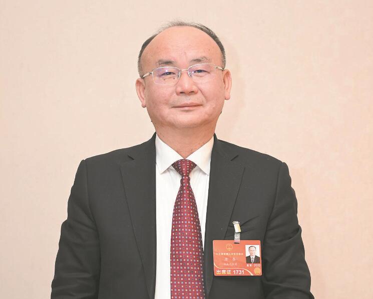 優(yōu)質(zhì)供電服務(wù)助力裝備制造業(yè)高質(zhì)量發(fā)展——訪全國人大代表、楚天科技股份有限公司董事長兼總裁唐岳