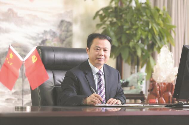 全國人大代表、天能控股集團有限公司董事長張?zhí)烊危喊l(fā)揮科技創(chuàng)新主力軍作用 推動儲能產(chǎn)業(yè)高質(zhì)量發(fā)展