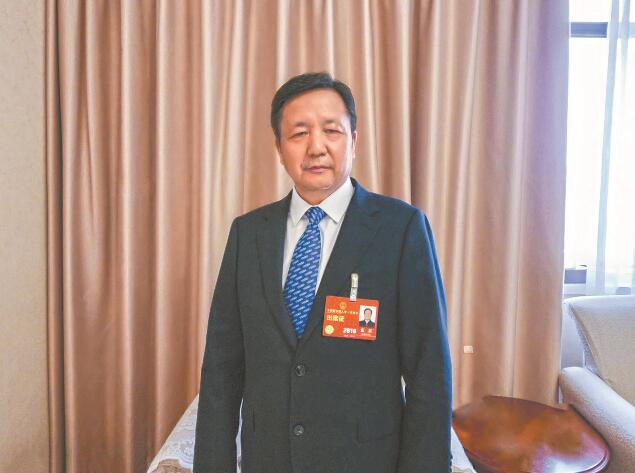 新型電力系統(tǒng)建設為電力裝備制造業(yè)帶來新機遇——訪全國人大代表，全國工商聯(lián)副主席，特變電工股份有限公司黨委書記、董事長張新