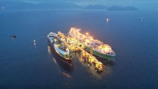 世界最大海上液化天然氣接收站試運(yùn)行 直供香港兩座大型發(fā)電廠(chǎng)