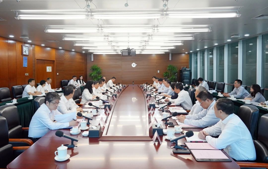 中國(guó)能建黨委書記、董事長(zhǎng)宋海良與中國(guó)海油黨組書記、董事長(zhǎng)汪東進(jìn)會(huì)談