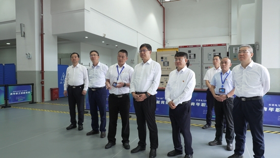 華能集團(tuán)有限公司總經(jīng)理、黨組副書記鄧建玲到云南分公司調(diào)研