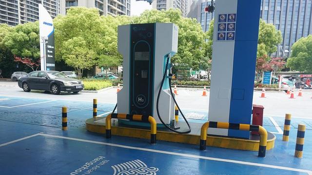 加快培育氫燃料電池汽車產業(yè)，浙江超前布局加氫站建設
