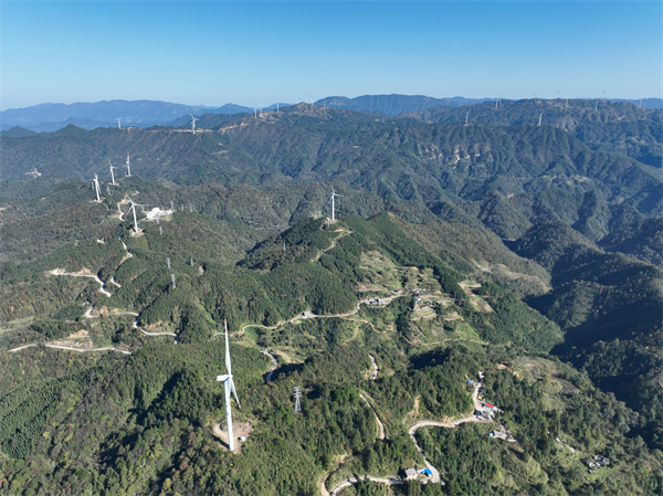 投資23億元!總裝機(jī)容量40萬(wàn)千瓦新能源風(fēng)電項(xiàng)目落戶(hù)三都
