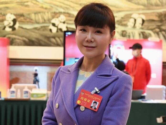 四川省政協(xié)委員李佳蔚：四川要優(yōu)化碳產(chǎn)品、參與碳交易，不斷完善碳設(shè)施