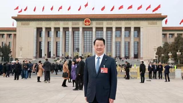 【兩會(huì)好聲音】彭壽院士建議：以應(yīng)用導(dǎo)向?yàn)橹黧w，真正實(shí)現(xiàn)綠色低碳產(chǎn)業(yè)高質(zhì)量發(fā)展
