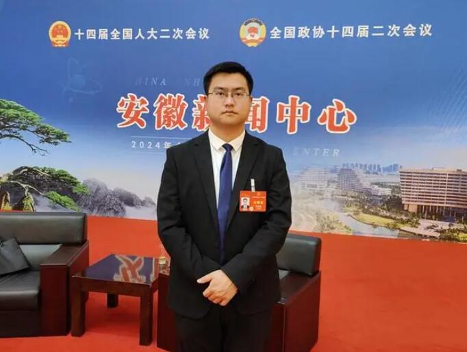全國人大代表、國軒高科姚金?。簶?biāo)準(zhǔn)、技術(shù)、產(chǎn)業(yè)鏈多管齊下，推動(dòng)電化學(xué)儲能產(chǎn)業(yè)高質(zhì)量發(fā)展