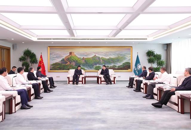 國家電網(wǎng)董事長、黨組書記張智剛董事長與三峽集團(tuán)董事長劉偉平、總經(jīng)理韓君會談
