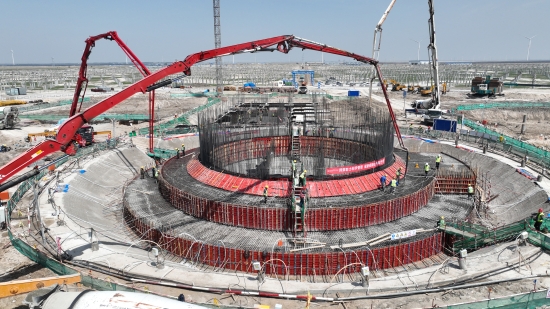 全球緯度最高、東北地區(qū)首座塔式光熱電站完成吸熱塔基礎澆筑