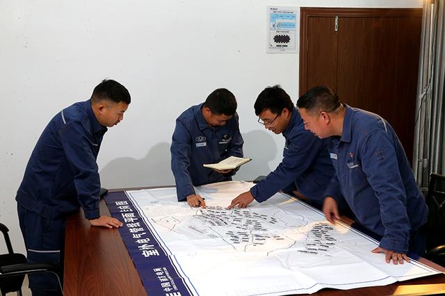 貴州興義供電局研發(fā)“智電擎鋒”機(jī)器人，實(shí)現(xiàn)營配協(xié)同新突破