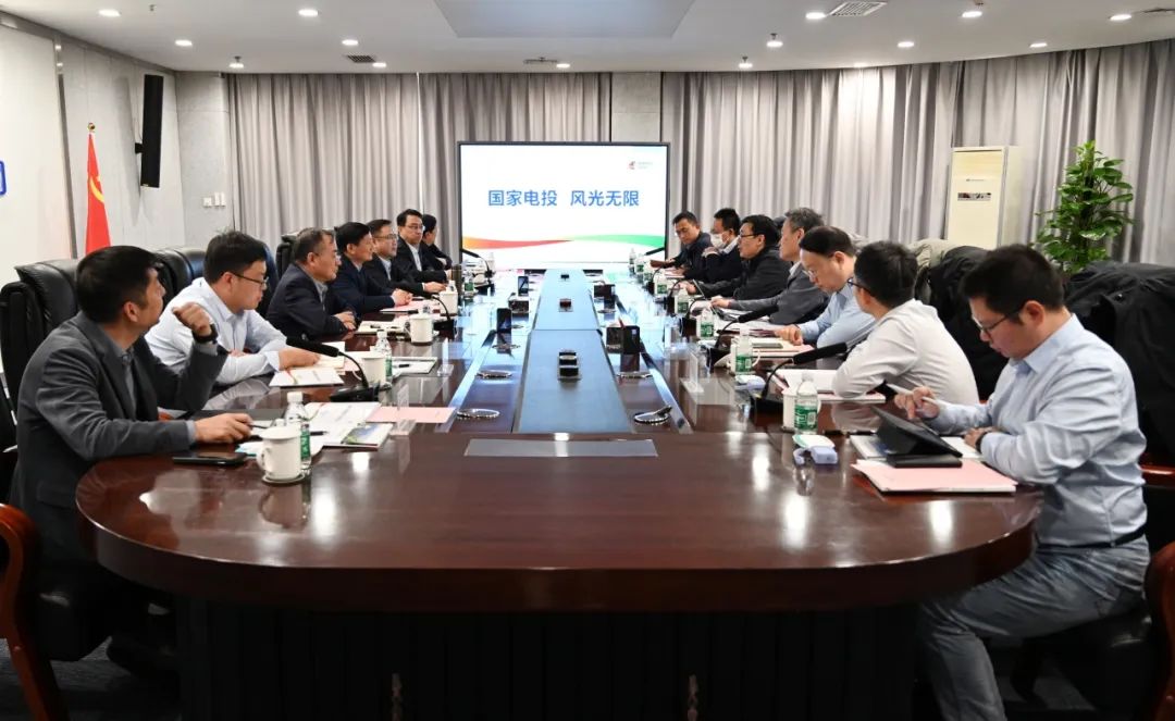 黃河水電公司黨委書記、董事長姚小彥會(huì)見國核電力院黨委書記、董事長李啟釗