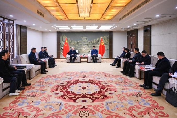 貴陽市領(lǐng)導(dǎo)會見中國節(jié)能環(huán)保集團有限公司黨委常委、總會計師朱慶鋒一行
