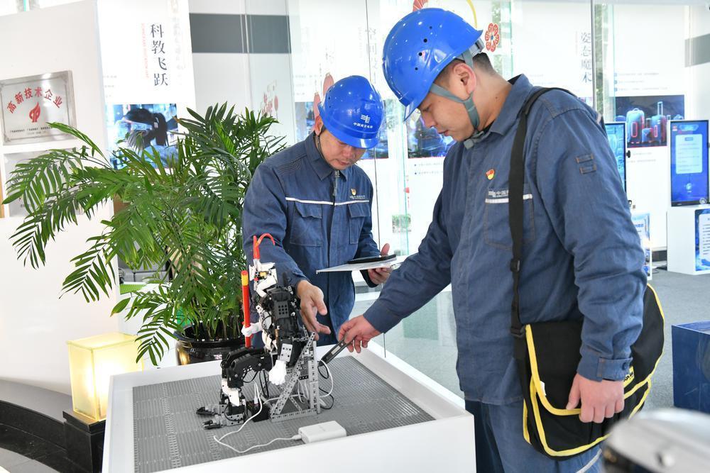 廣東電網(wǎng)“電”力全開(kāi)，助力現(xiàn)代化產(chǎn)業(yè)體系建設(shè)