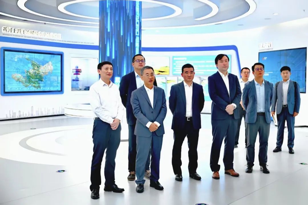 黃河公司黨委書記、董事長姚小彥會見華為董事、華為數(shù)字能源總裁侯金龍