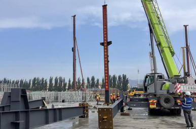 探索“數(shù)字化+綠色化”建造模式 中天科技繪就北疆智能制造基石藍(lán)圖